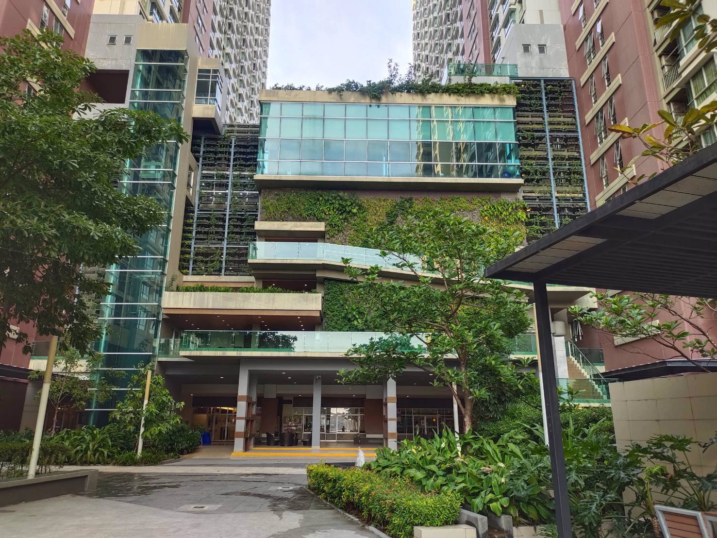 ขาย-ให้เช่า-คอนโด-วิวแม่น้ำ-ลุมพินีพาร์ค-ริเวอร์ไซด์-พระราม-3