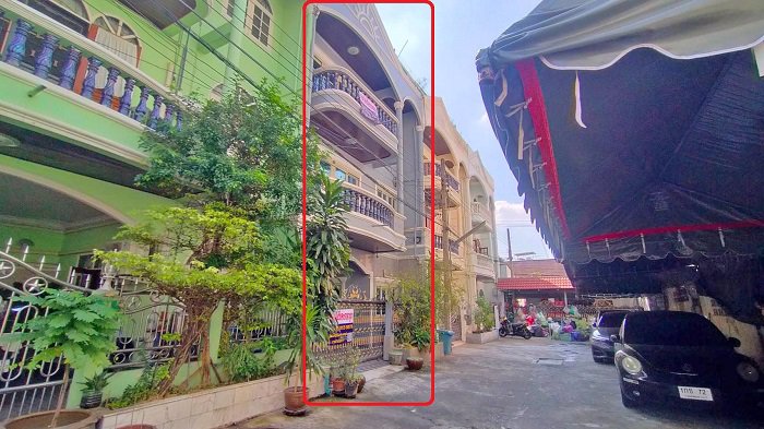 ขาย-ทาวน์โฮม-3-ชั้นครึ่ง-จรัญ-42-ใกล้ตลาดอินดี้-ปากซอยรถไฟฟ้า-ราคาถูก