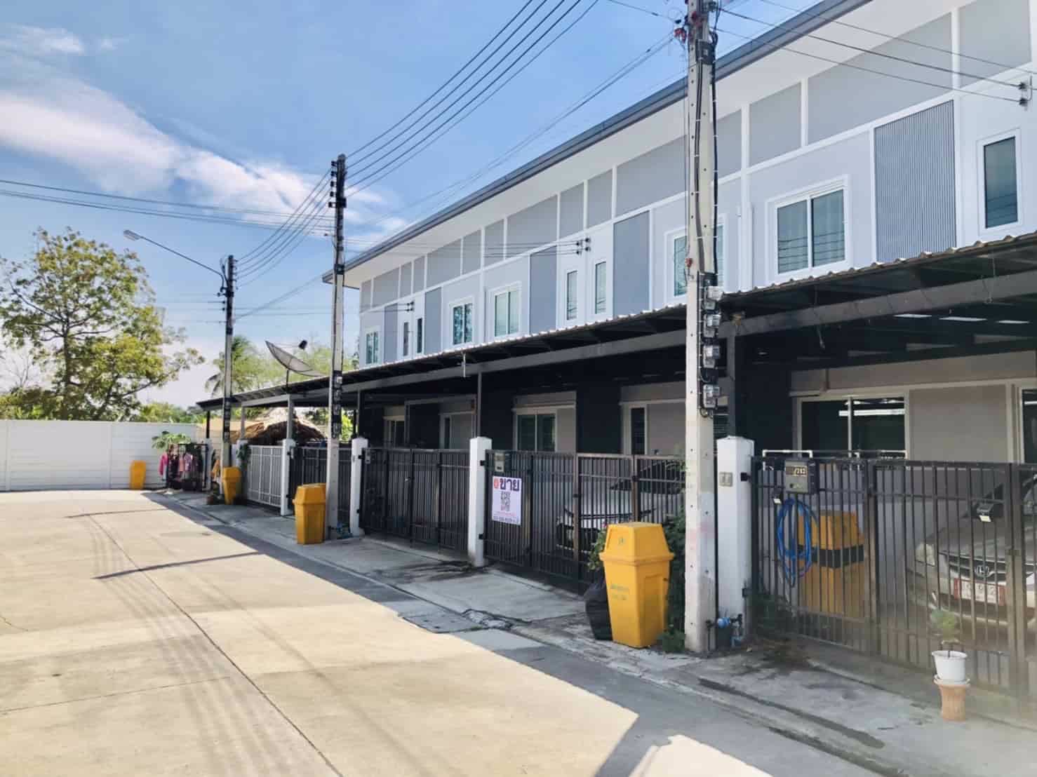 vๅยถูกทาวน์เฮ้าส์-ฉัตรหลวง-15-สามโคก