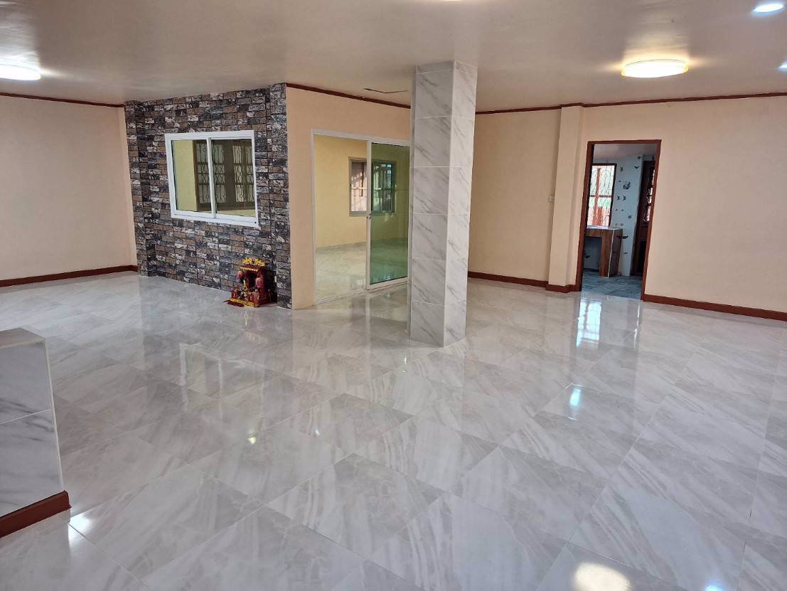 ขายบ้านเดี่ยว-หมู่บ้านทรัพย์กมล-ถนนสุวินทวงศ์-คลองหลวงแพ่ง-อำเภอเมืองฉะเชิงเทรา-ติดเขตมีนบุรี