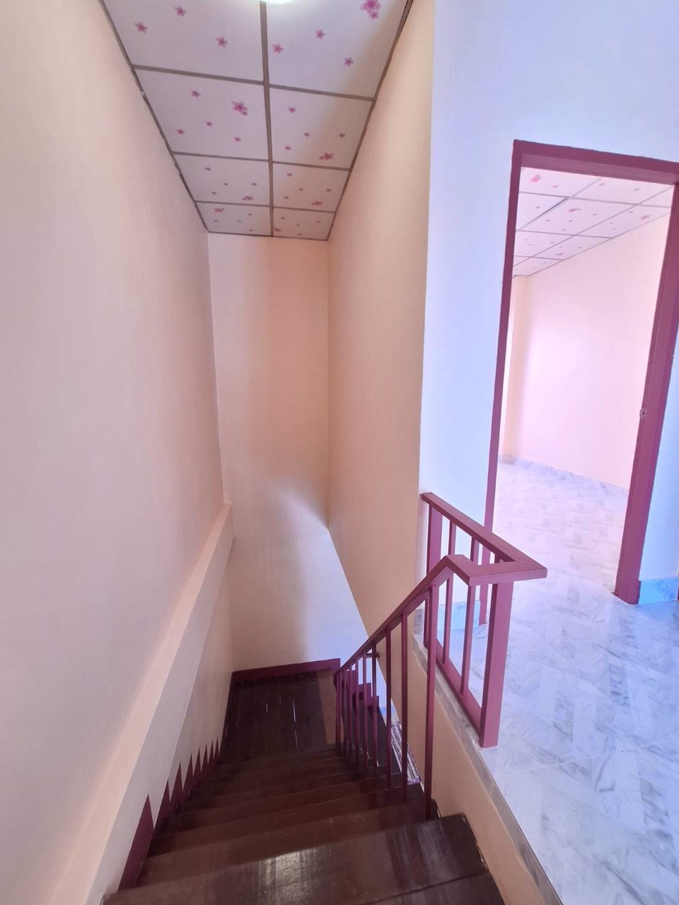 ขายถูกมาก-ทาวน์เฮ้าส์-2-ชั้น-รีโนเวทใหม่หมดทั้งหลัง-ชุมชนประชาสำราญ-คลองสิบสอง-เขตหนองจอก