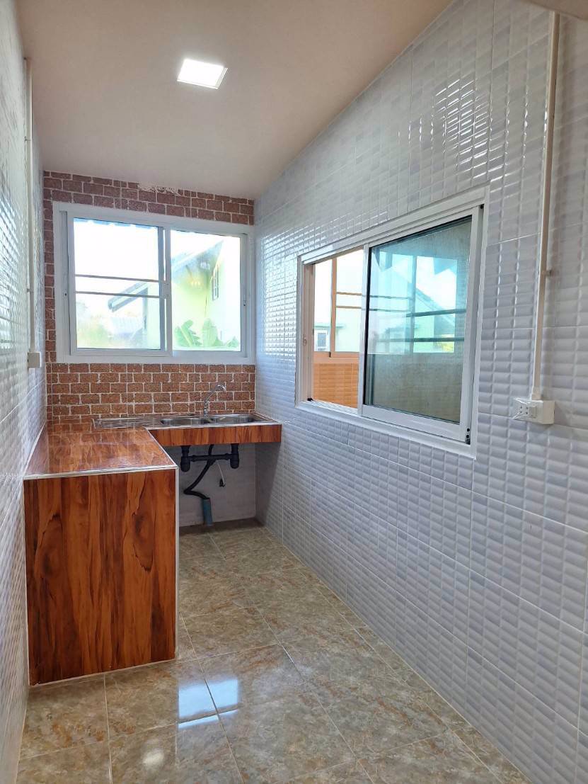 ขายทาวน์เฮ้าส์รีโนเวทใหม่-หมู่บ้านบุราพันธ์-กระทุ่มราย-เขตหนองจอก