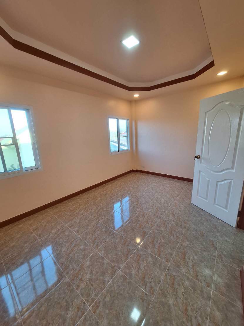 ขายทาวน์เฮ้าส์รีโนเวทใหม่-หมู่บ้านบุราพันธ์-กระทุ่มราย-เขตหนองจอก