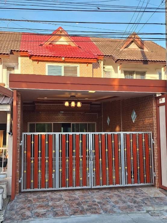 ขายบ้านทาวน์เฮ้าส์-รีโนเวทใหม่-หมู่บ้านบุราพันธ์-หนองจอก