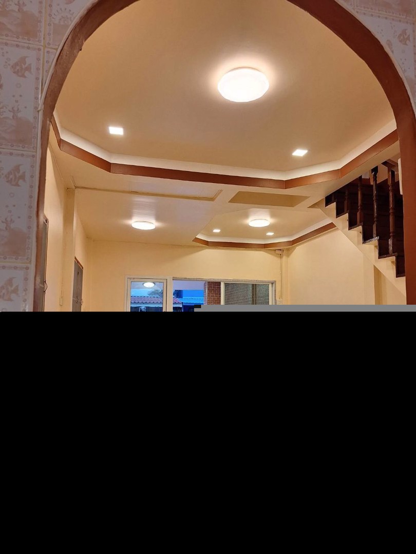 ขายบ้านทาวน์เฮ้าส์-รีโนเวทใหม่-หมู่บ้านบุราพันธ์-หนองจอก