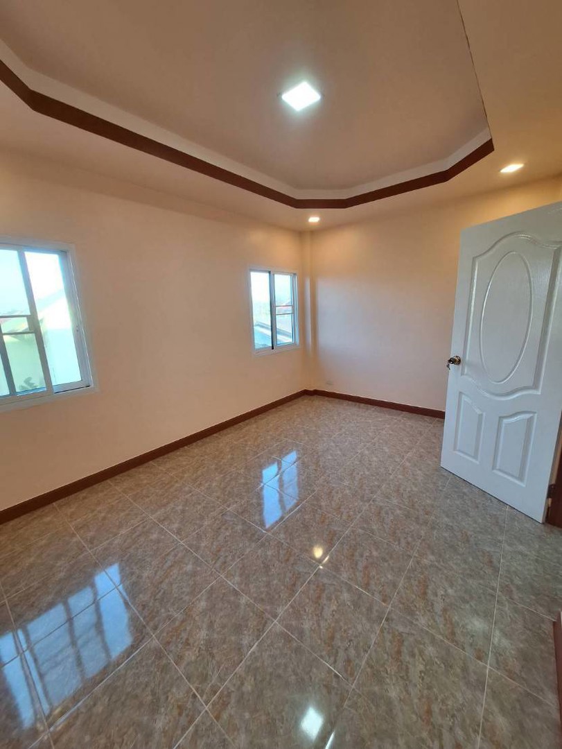 ขายบ้านทาวน์เฮ้าส์-รีโนเวทใหม่-หมู่บ้านบุราพันธ์-หนองจอก