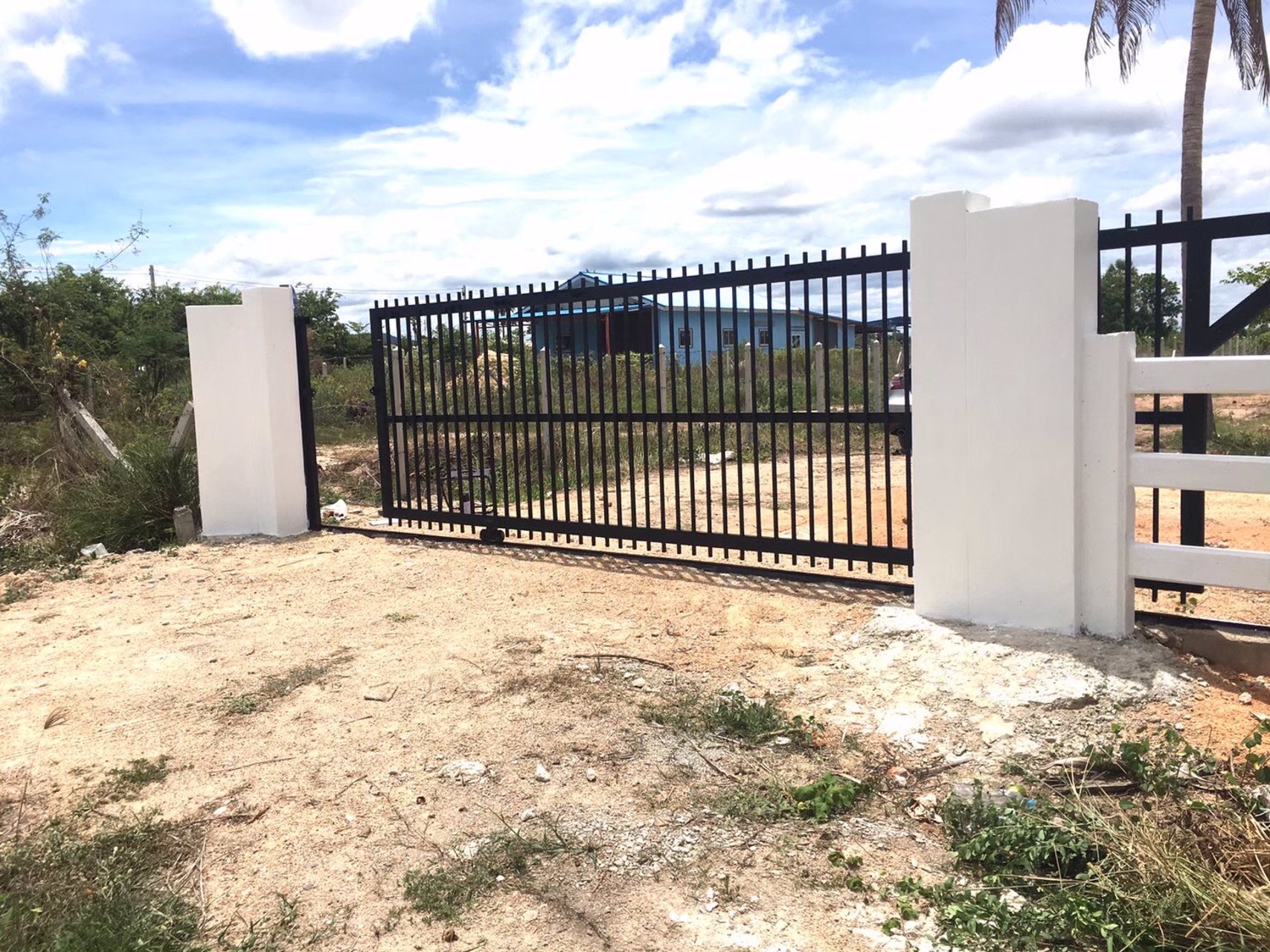 ขายที่โฉนดวิวเขา-ท้องทุ่งในชุมชนหลังตลาด-อ-ชะอำ-จ-เพชรบุรี