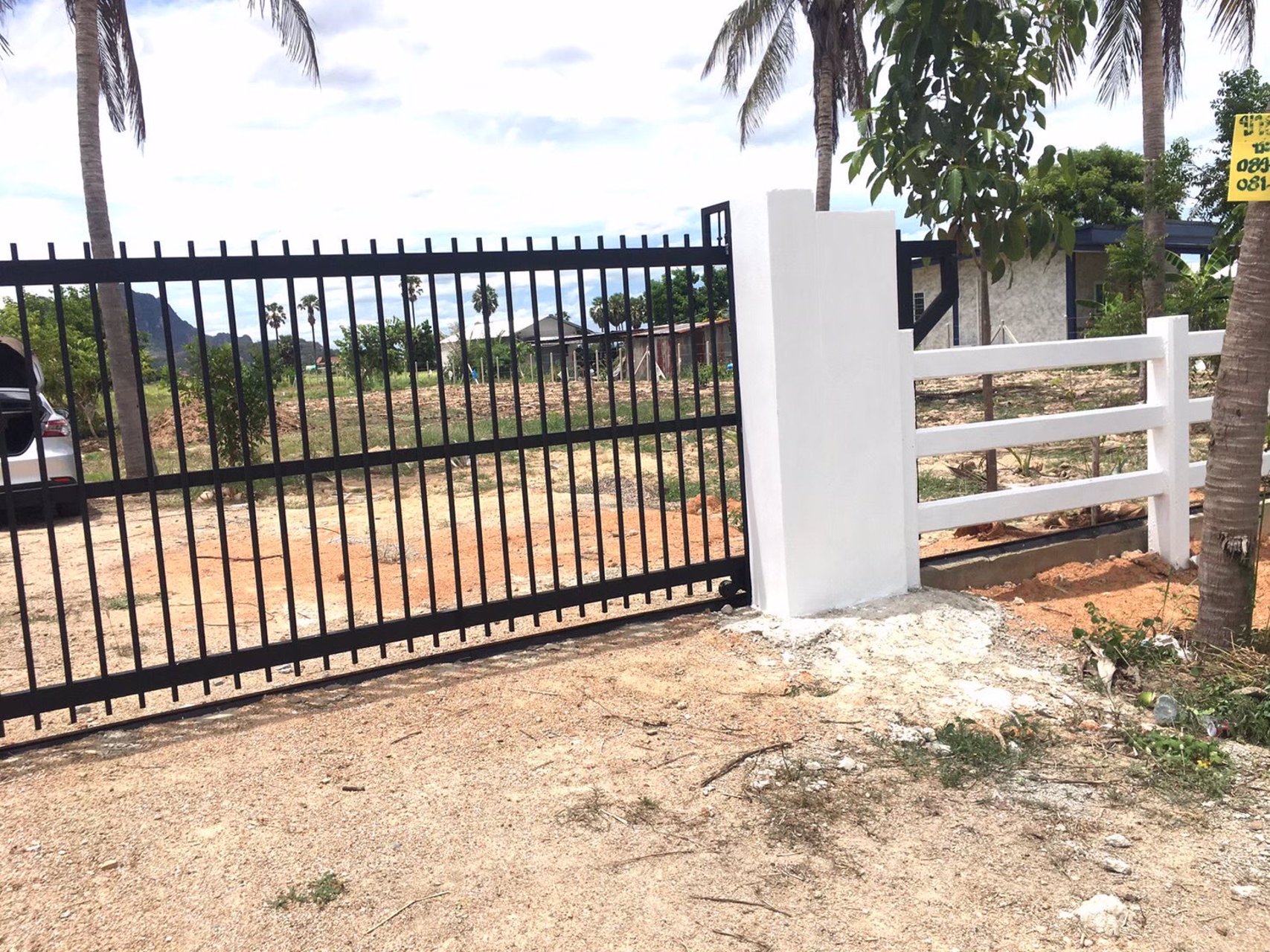 ขายที่โฉนดวิวเขา-ท้องทุ่งในชุมชนหลังตลาด-อ-ชะอำ-จ-เพชรบุรี