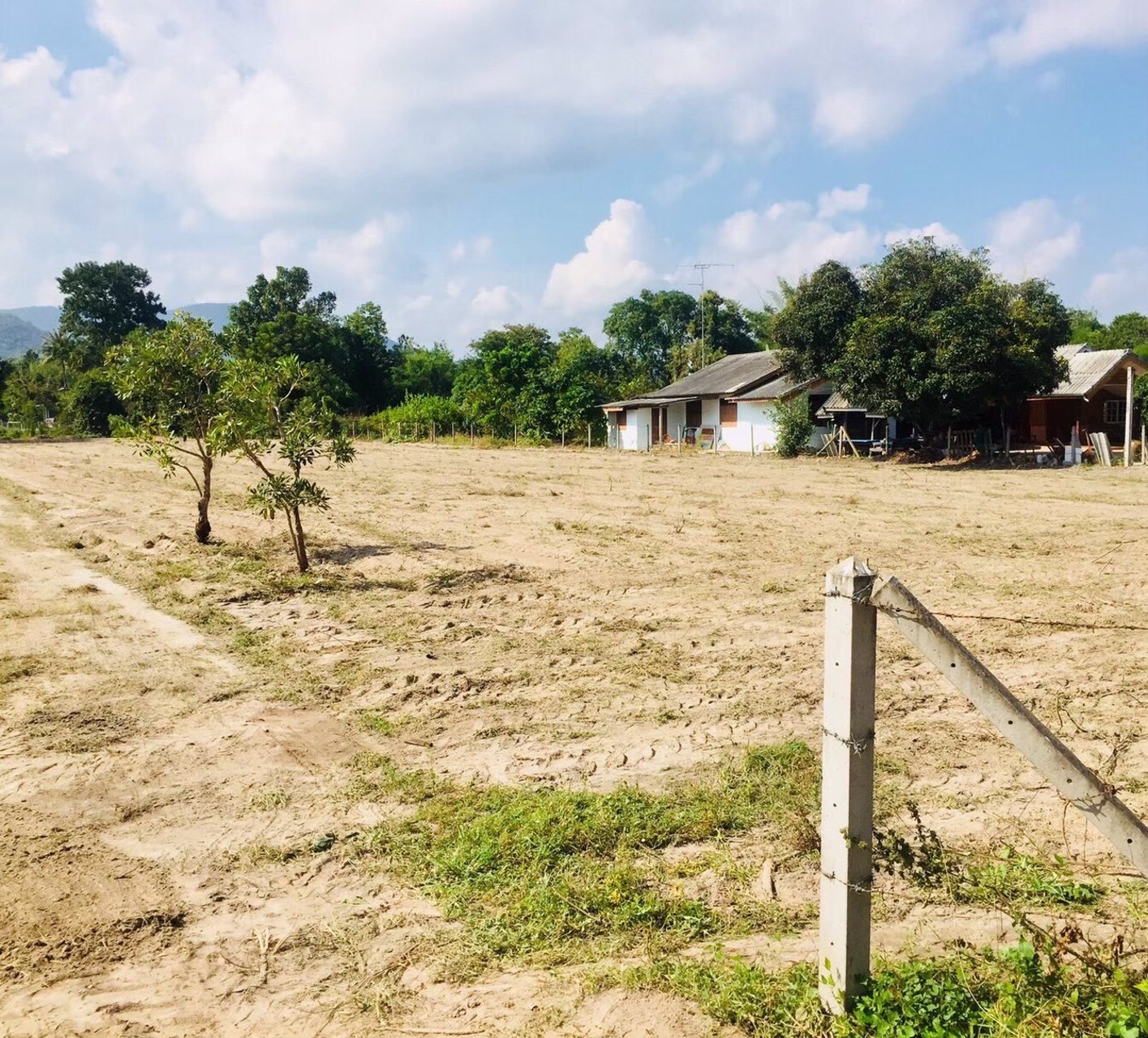 ขายที่โฉนด-วิวเขา-5-ไร่-ไร่ละ-850000-ค่าโอนคนละครึ่ง