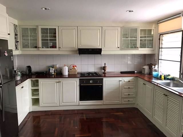 ให้เช่าทาวน์โฮม3ชั้นซอยสุขุมวิท65ใกล้btsเอกมัยและbtsพระโขนง-รีโนเวทใหม่