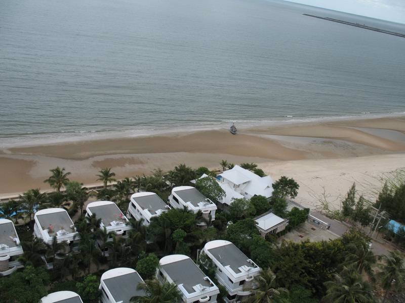 ขายคอนโด-baan-ruenrom-บ้านรื่นรมย์-ชะอำ-เพชรบุรี-ติดชายหาด