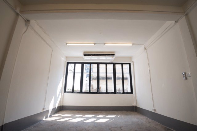 ให้เช่าอาคารพาณิชย์-3-ชั้น-ใกล้btsสะพานควาย-เหมาะทำโฮลเทลและออฟฟิศ