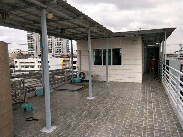 ให้เช่าอาคารพาณิชย์พร้อมลิฟท์ใกล้mrtรัชดาเหมาะสำหรับทำคลีนิคความงาม-สปา-ร้านตัดผม