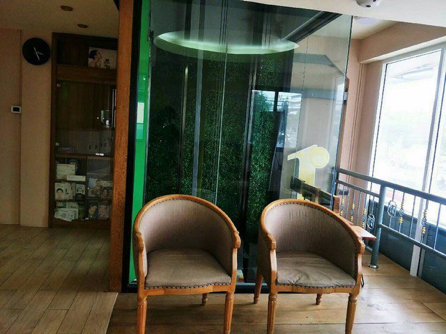 ให้เช่าอาคารพาณิชย์พร้อมลิฟท์ใกล้mrtรัชดาเหมาะสำหรับทำคลีนิคความงาม-สปา-ร้านตัดผม