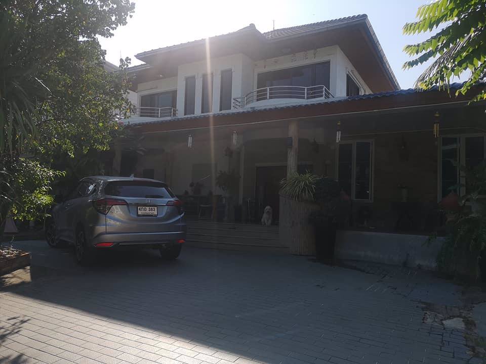 ขายด่วนบ้านเดี่ยวย่านสุขุมวิทซอยสุขุมวิท101-เนื้อที่200-ตารางวา