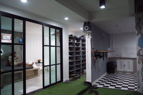 ให้เซ้งโฮลเทล-2-ชั้น-ย่านสุขุมวิทใกล้btsพร้อมพงษ์