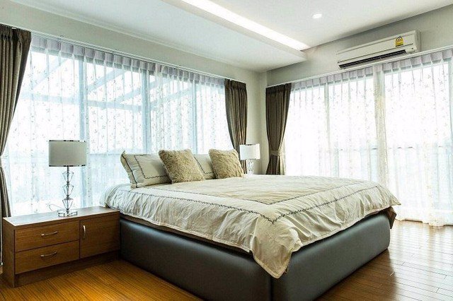 ให้เช่าบ้านเดี่ยวย่านพระราม9พร้อมสระว่ายน้ำส่วนตัว