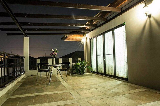 ให้เช่าบ้านเดี่ยวย่านพระราม9พร้อมสระว่ายน้ำส่วนตัว