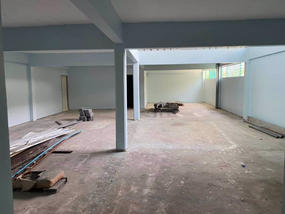 ให้เช่าโกดังพร้อมออฟฟิศ25ชั้นรีโนเวทใหม่ซอยลาดพร้าว-81-ใกล้เลียบด่วน-ใกล้ห้างบิ๊กซีลาดพร้าว