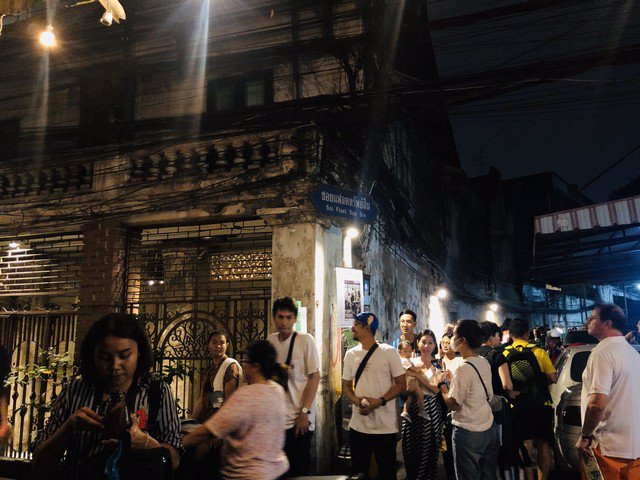 ให้เช่าบ้านจีนโบราณย่านตลาดน้อยใกล้เยาราชใกล้mrtหัวลำโพงและmrtวัดมังกร