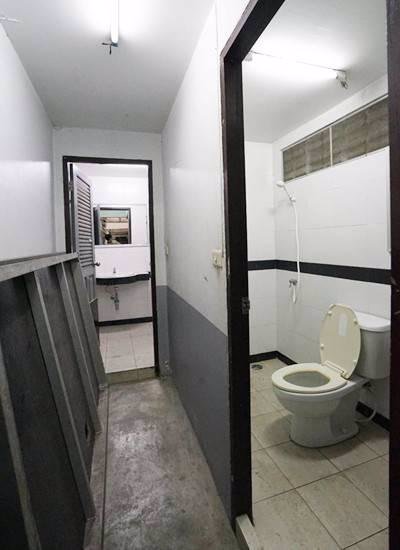 ให้เช่าโกดังย่านรัชดาลาดพร้าวซอยลาดพร้าว34-รถใหญ่เข้าได้