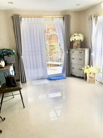 ขายบ้านเดี่ยว2ชั้นหมู่บ้านคาซ่าแกรนด์-เอกมัย-รามอินทราใกล้เลียบด่วนตกแต่งพร้อมอยู่-ย่านนวลจันทร์-ใกล