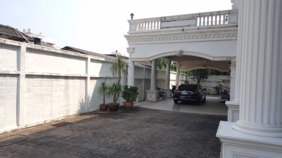 ให้เช่าบ้านเดียวซอยลาดพร้าว91ใกล้เลียบด่วน