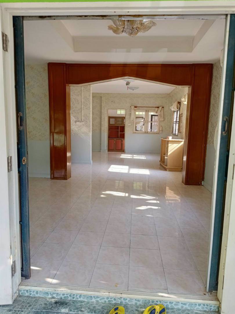 ให้เช่าบ้านเดี่ยว2ชั้นซอยสวนผัก32หมู่บ้านชวนชื่นปิ่นเกล้าใกล้ทางด่วนศรีรัช