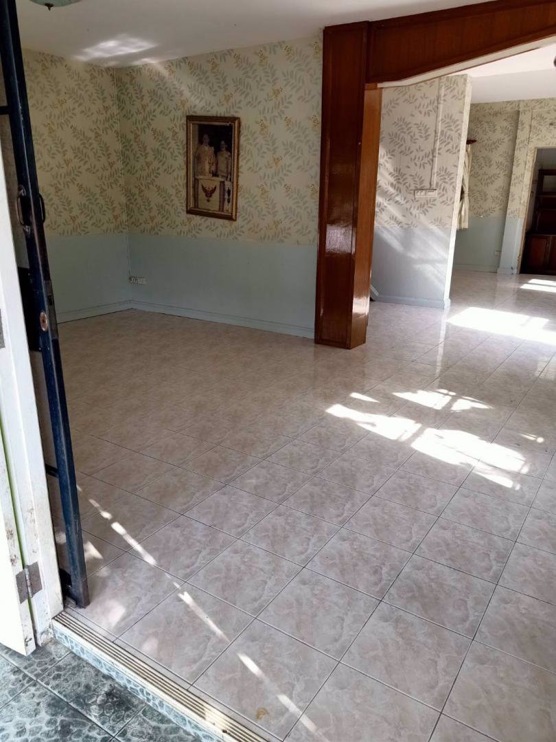 ขายบ้านเดี่ยว2ชั้นซอยสวนผัก32หมู่บ้านชวนชื่นปิ่นเกล้าใกล้ทางด่วนศรีรัช-วงแหวนกาญจนา