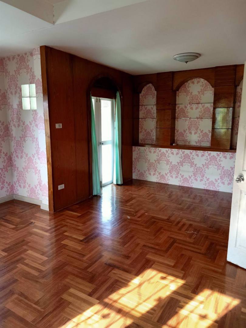 ขายบ้านเดี่ยว2ชั้นซอยสวนผัก32หมู่บ้านชวนชื่นปิ่นเกล้าใกล้ทางด่วนศรีรัช-วงแหวนกาญจนา