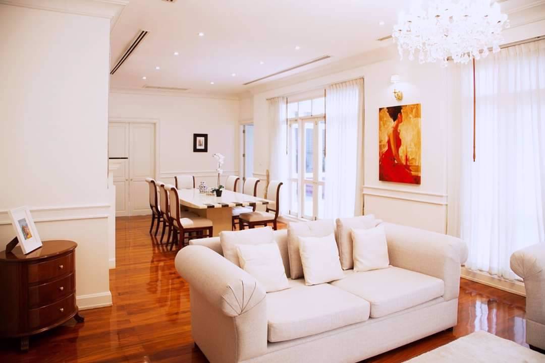 ให้เช่าบ้านเดี่ยว2ชั้นซอยสุขุมวิท33พร้อมสระว่ายน้ำส่วนตัว-ใกล้btsพร้อมพงษ์