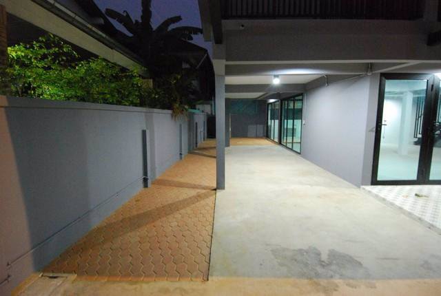 ให้เช่าบ้านเดี่ยวโชคชัย4-เหมาะทำโฮมออฟฟิศ