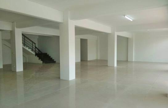 ให้เช่าอาคารพาณิชย์-4-ชั้น-3คูหาติดถนนรามคำแหง-160-ซอยมีสทีน-