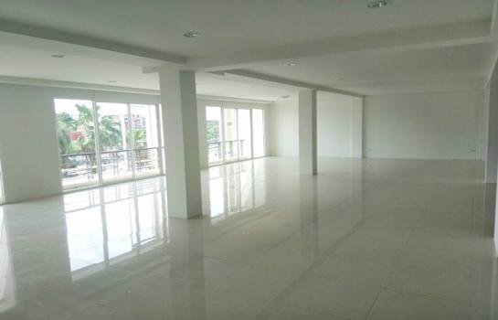 ให้เช่าอาคารพาณิชย์-4-ชั้น-3คูหาติดถนนรามคำแหง-160-ซอยมีสทีน-