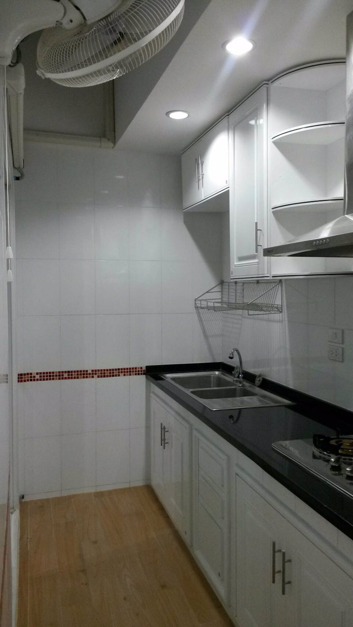 ให้เช่าทาวน์โฮม-3ชั้นลาดพร้าว110-ย่านทาวน์อินทาวน์เหมาะสำหรับอยู่อาศัย