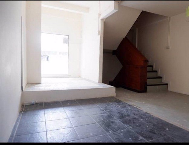 ให้เช่าตึกแถว4-ชั้นริมถนนในซอยสุขุมวิท31-ใกล้btsอโศก-ใกล้mrtสุขุมวิท