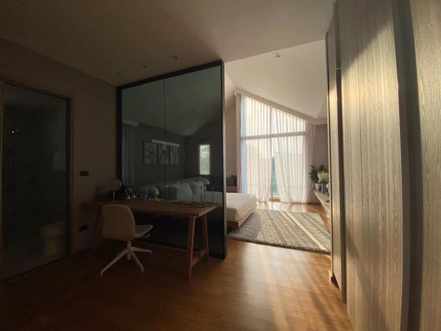 ให้เช่าบ้านเดี่ยว2ชั้นถนนพระราม-9-ติดห้าง-the-nine-เฟอร์นิเจอร์ครบ-พร้อมเข้าอยู่