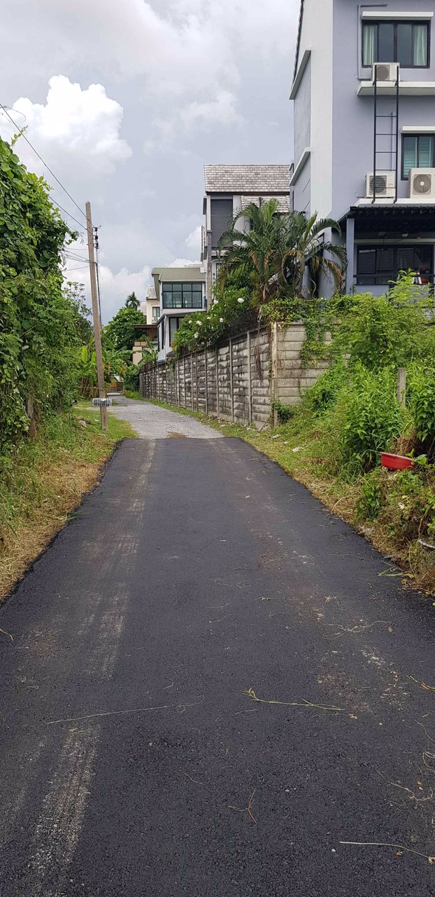 ขายที่ดิน84ตรวถนนรัชดา-สุทธิสาร-ถมแล้ว-ถนนลาดยาง-ซอยสวรรควิถี