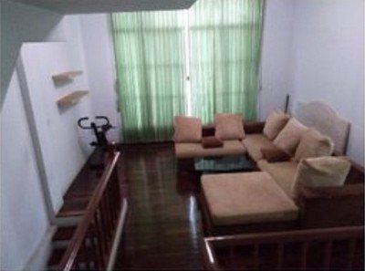 ให้เช่าทาวน์โฮม-3-ชั้น-หลังมุม-บ้านกลางเมือง-โชคชัย-4-ใกล้กองบังคับการปราบปราม