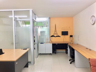 ให้เช่าออฟฟิศสำนักงาน-3-ชั้น-พร้อมเฟอร์นิเจอร์สำนักงาน-ย่านโพธิ์แก้วใกล้ถนนโพธิ์แก้ว-100-เมตร