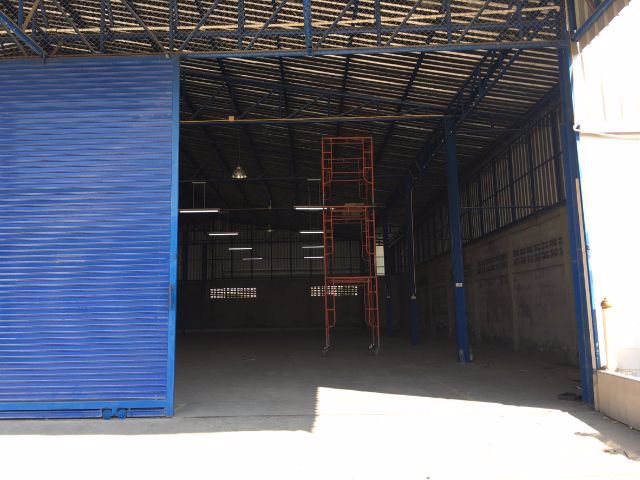 ให้เช่าโกดัง-ขนาด-630-ตรเมตร-ใกล้เลียบทางด่วนเอกมัยรามอินทรา