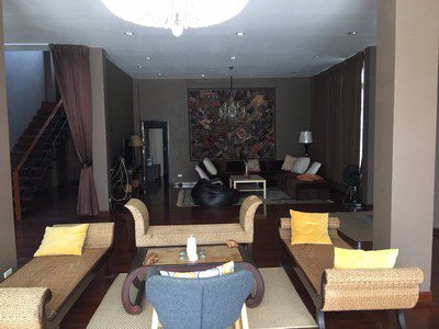 ให้เช่าบ้านเดี่ยว-2-ชั้น-แต่งบ้านสวยสไตล์บาหลี-พร้อมสระว่ายน้ำและเฟอร์นิเจอร์พร้อมอยู่-ย่านอ่อนุช