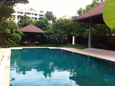 ให้เช่าบ้านเดี่ยว-2-ชั้น-แต่งบ้านสวยสไตล์บาหลี-พร้อมสระว่ายน้ำและเฟอร์นิเจอร์พร้อมอยู่-ย่านอ่อนุช