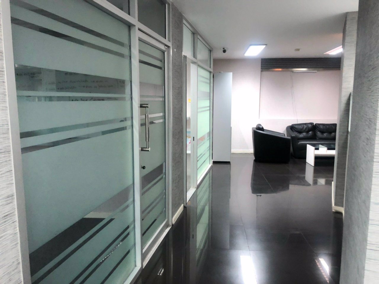 ให้เช่าพื้นที่สำนักงาน-อาคารดีสินชัย-ย่านพระราม-3-ขนาด-252-ตารางเมตร-ใกล้โรงแรมมณเฑียร-ริเวอร์ไซด์