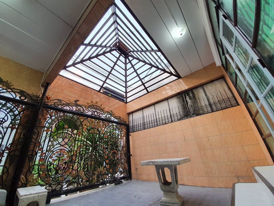 ให้เช่าทาวน์โฮม-3-ชั้น-เล่นระดับ-รีโนเวทใหม่-พระราม-9-ใกล้show-dc