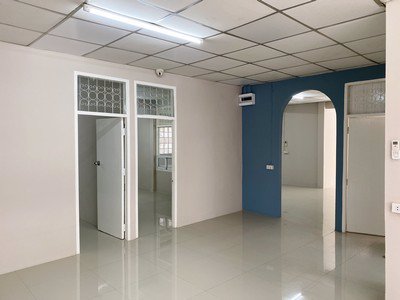 ให้เช่าบ้านเดี่ยวชั้นเดียว-รีโนเวทใหม่พร้อมอยู่-ย่านนาคนิวาส-ใกล้สำนักงานเขตลาดพร้าว