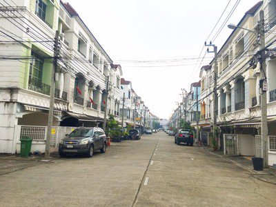 ให้เช่าทาวน์โฮมบ้านกลางเมือง-ลาดพร้าวโยธินพัฒนา-ใกล้เซ็นทรัลอีสต์วิลล์