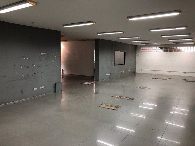 ให้เช่าออฟฟิศสำนักงาน-4-ชั้น-พร้อมโกดังเก็บสินค้า-ขนาด-700-ตารางวา-ติดถนนกรุงเทพกรีฑา-7