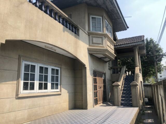 ให้เช่าบ้านเดี่ยว-2-ชั้น-เนื้อที่-150-ตารางวา-ซอยวิภาวดี-16-ใกล้-mrt-รัชดาภิเษก-เหมาะทำโฮมออฟฟิศและพ