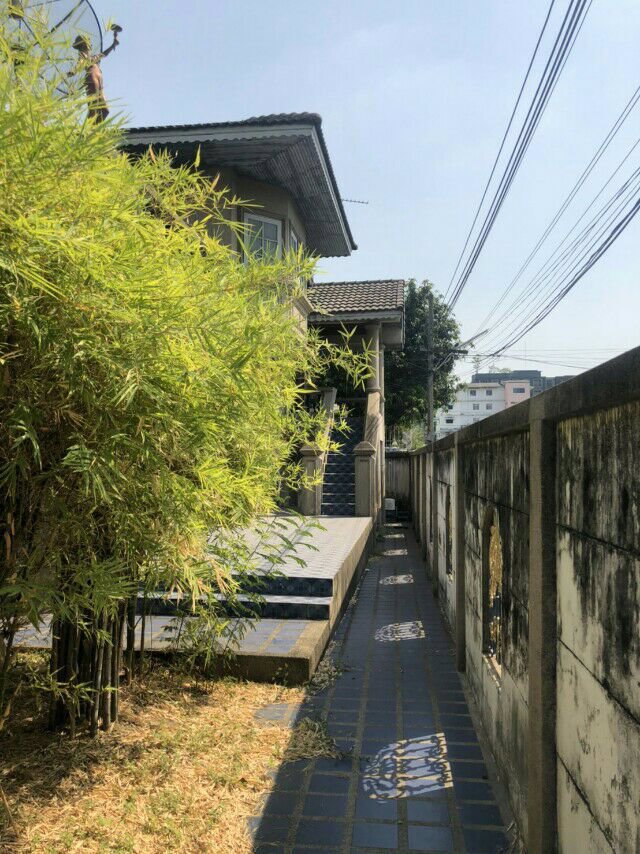 ให้เช่าบ้านเดี่ยว-2-ชั้น-เนื้อที่-150-ตารางวา-ซอยวิภาวดี-16-ใกล้-mrt-รัชดาภิเษก-เหมาะทำโฮมออฟฟิศและพ